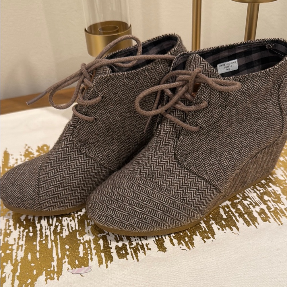 Toms Women's Lace-Up Ankle Boots